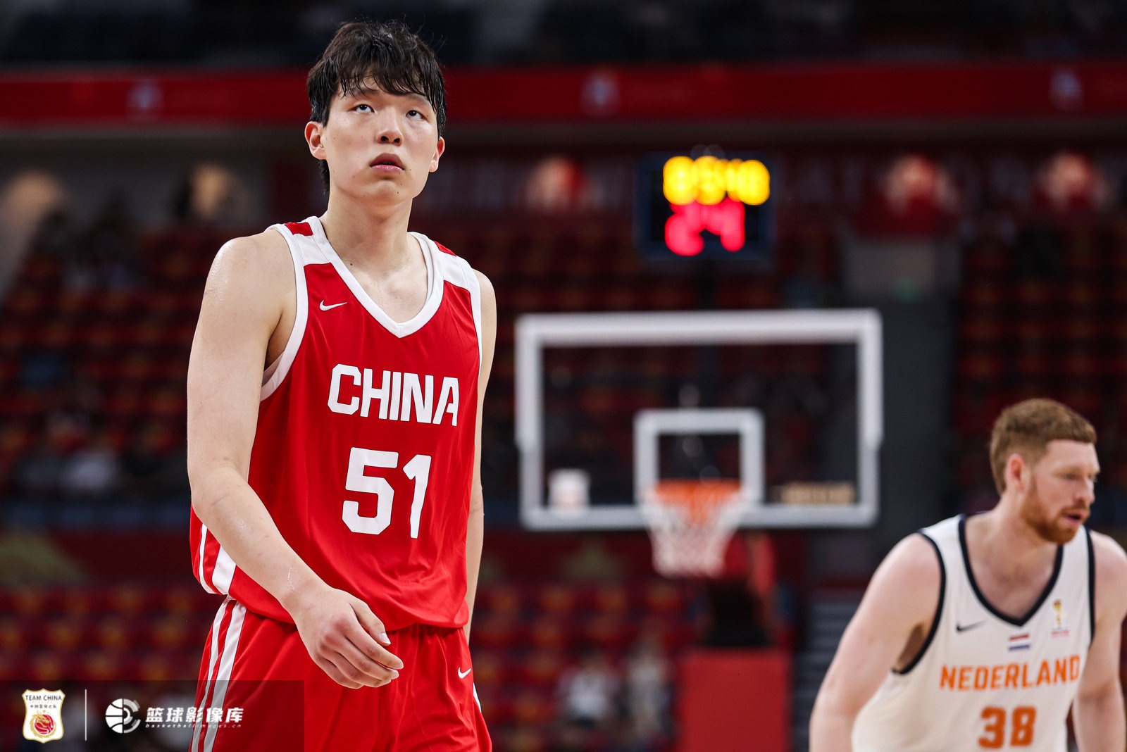 解说：卡塔尔得分点前5少3人 中国男篮要明确杨瀚森在场时打什么
